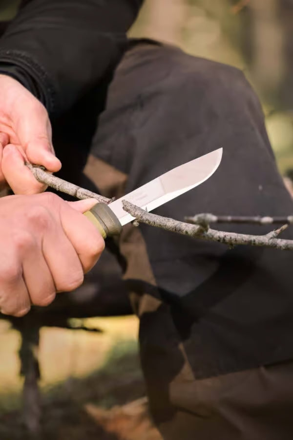 Morakniv Mora 2000 (S) – Couteau Outdoor Suédois Iconique